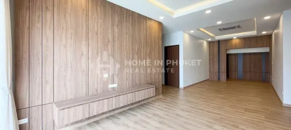 3 chambres house à vendre à Ban Ratsada, Phuket, Southern Thailand, Thailand № 82590 5