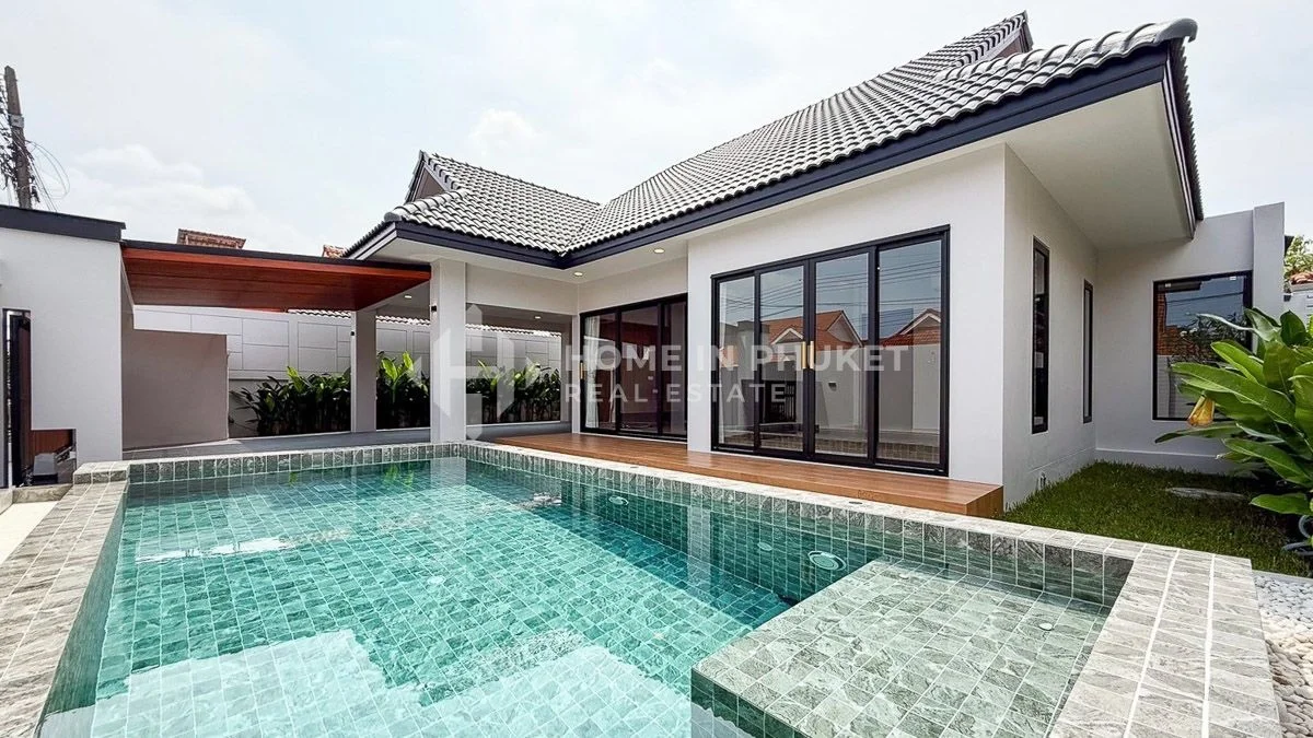 3 chambres house à vendre à Ban Ratsada, Phuket, Southern Thailand, Thailand № 82590