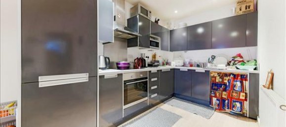 2 bedrooms Apartment in Mitcham, United Kingdom No. 7264 6