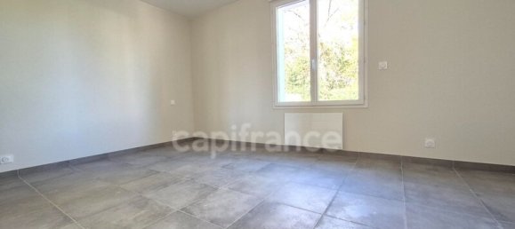 4 bedrooms House in Breuillet, France No. 96533 6