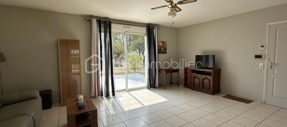 2 Schlafzimmer Haus in Esvres, France, Nr. 316101 11