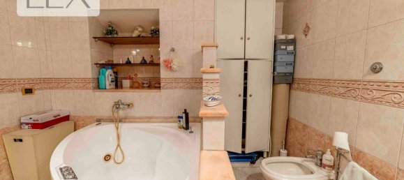 3 Schlafzimmer Wohnung in Rome, Italy, Nr. 391006 19