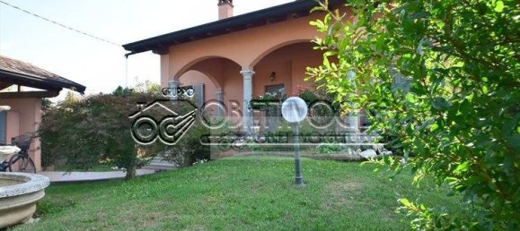 7-Zimmer Villa in Cuggiono, Italy, Nr. 114697 3