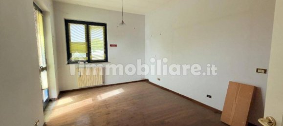 1789m² Warehouse in Avellino, Italy No. 317776 9