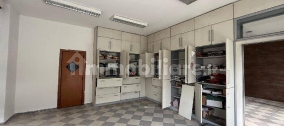 1789m² Warehouse in Avellino, Italy No. 317776 3