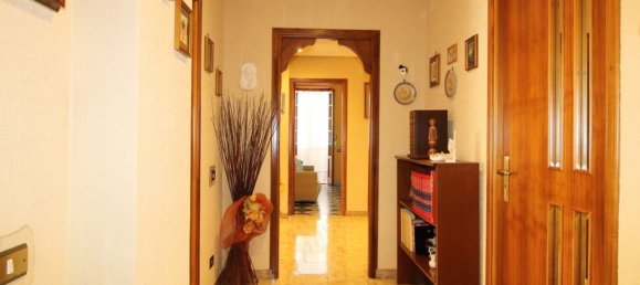 4-salle Appartement à Villabate, Italy No. 156695 4