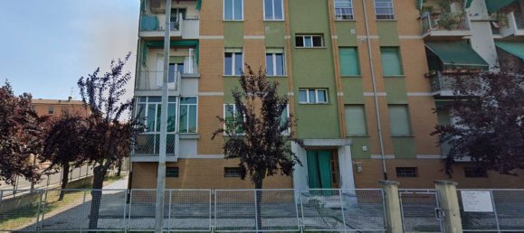 Квартира с 5 комнатами в Молинелла, Италия № 99915 2