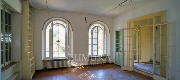 Villa de 5 dormitorios en Lucca, Italy No. 145983 7