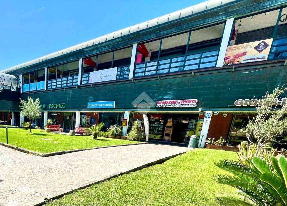 Gewerbliche Immobilie in Rome, Italy 130m², Nr. 370169