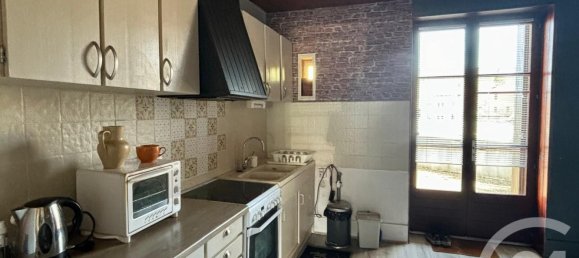 Квартира с 4 спальнями в Сен-Поль-ан-Жаре, Франция № 204756 4