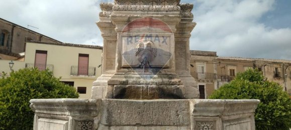 Дом с 5 комнатами в Ферла, Италия № 9128 19