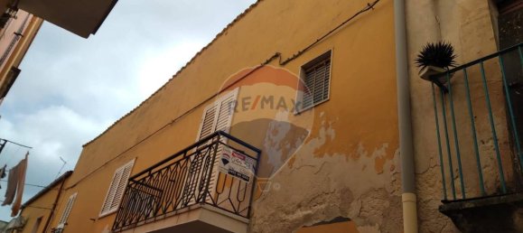 Дом с 5 комнатами в Ферла, Италия № 9128 22