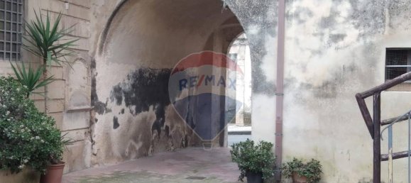 Дом с 5 комнатами в Ферла, Италия № 9128 4