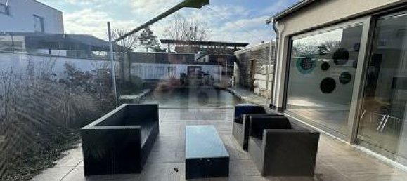 4 rooms Commercial property in Lorrach, Germany No. 229827 2