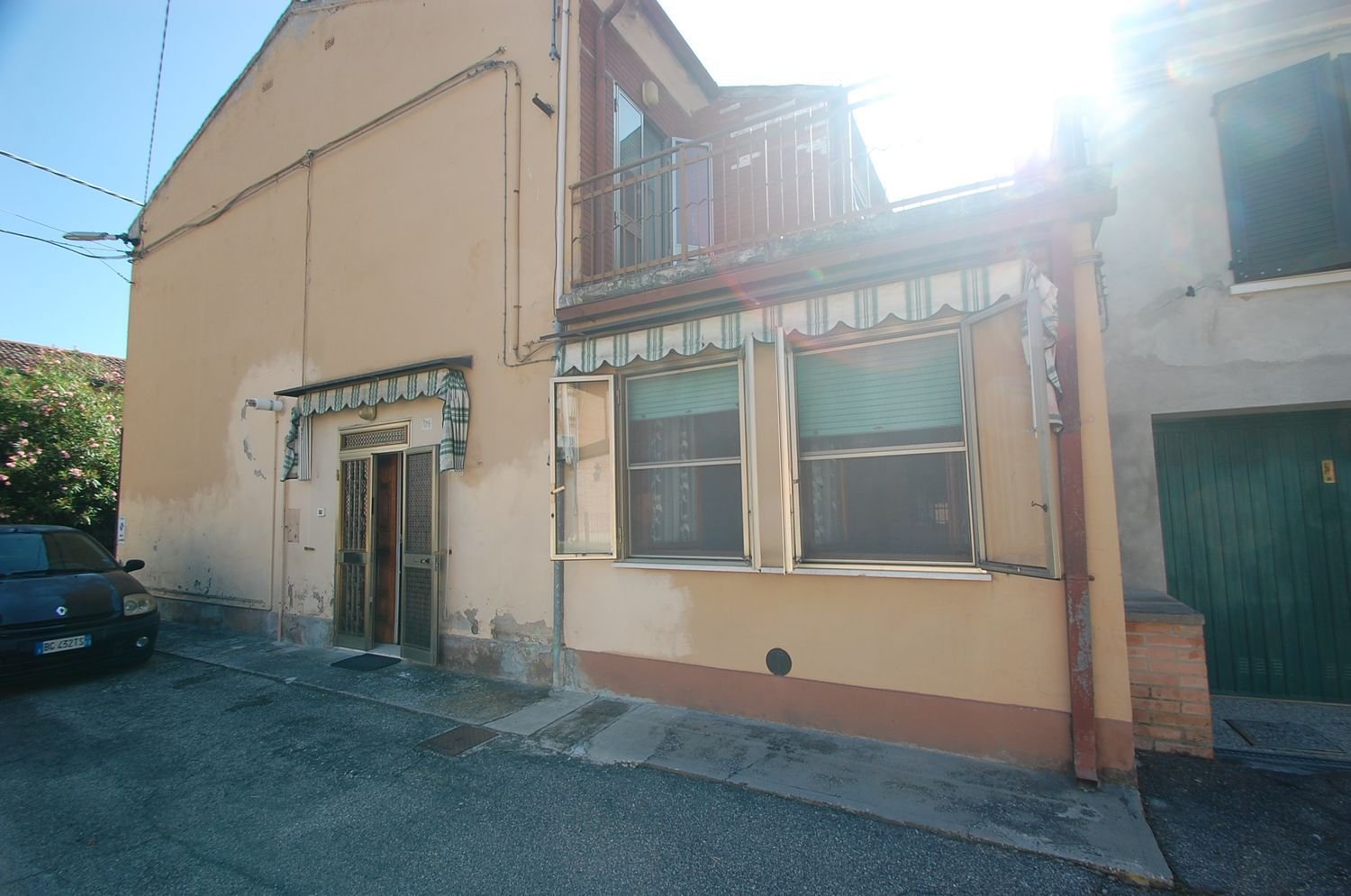 3 rooms House in Ferrara, Italy No. 80568