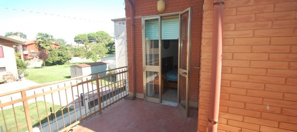 3 rooms House in Ferrara, Italy No. 80568 2