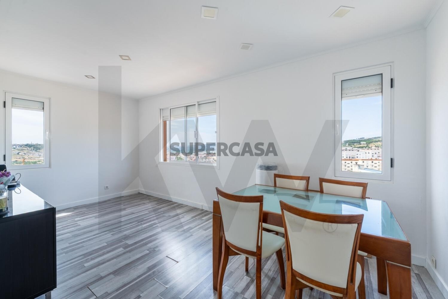 2 chambres Appartement à Vialonga, Portugal No. 240910