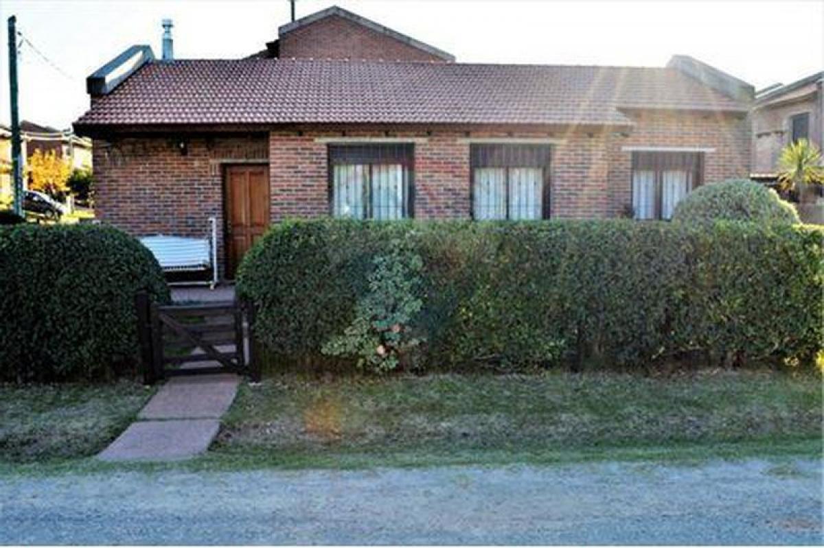 4 bedrooms House in Canelones, Uruguay No. 351