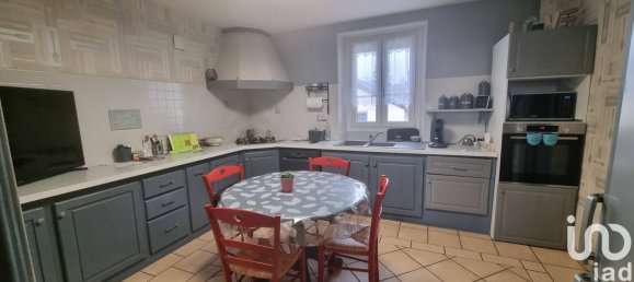 Casa de 4 dormitorios en Chalette-sur-Loing, France No. 156644 6