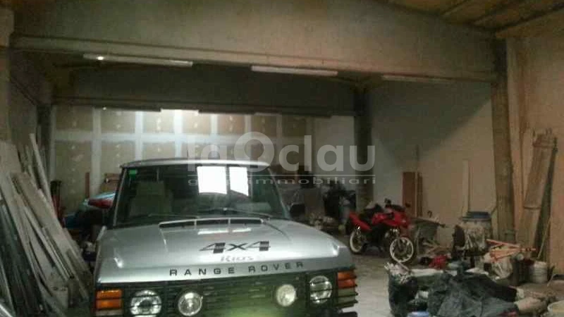 260m² Commercial property in Tona, Spain No. 79599