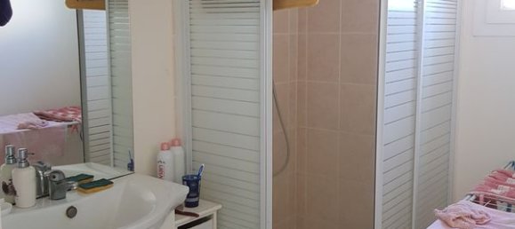 2 bedrooms House in Ploubezre, France No. 199152 9