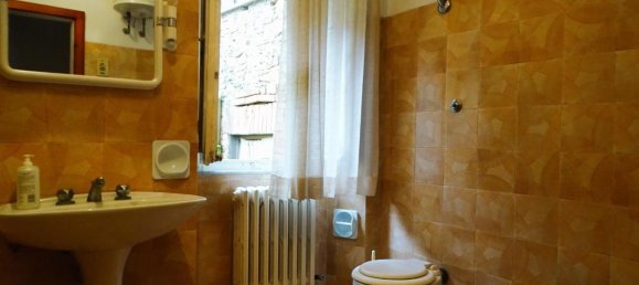 12-salle Maison à Volterra, Italy No. 19329 22