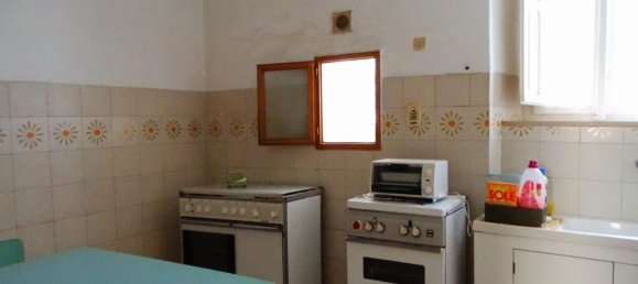 12-salle Maison à Volterra, Italy No. 19329 11