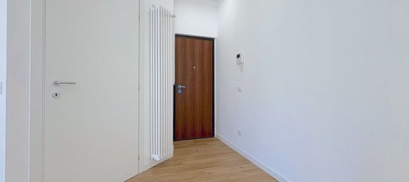 3 bedrooms Apartment in Villasanta, Italy No. 364353 5