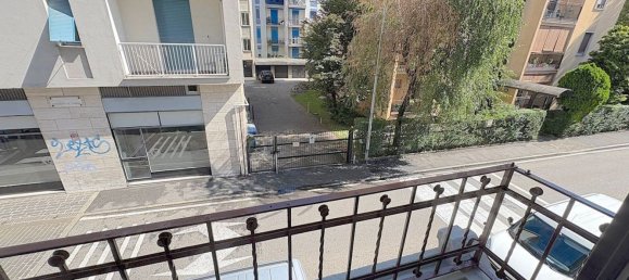 3 bedrooms Apartment in Villasanta, Italy No. 364353 11