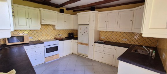 Casa de 3 dormitorios en Vienne, France No. 361777 2