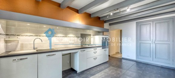 4 bedrooms House in Villefontaine, France No. 339301 8