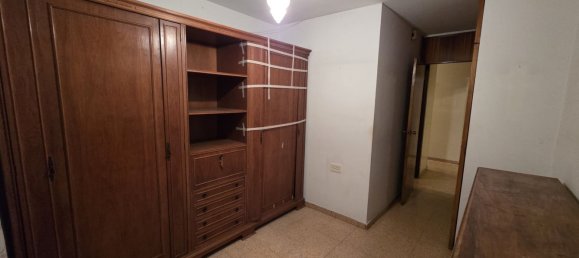 4 bedrooms Apartment in Valencia, Spain No. 160069 30