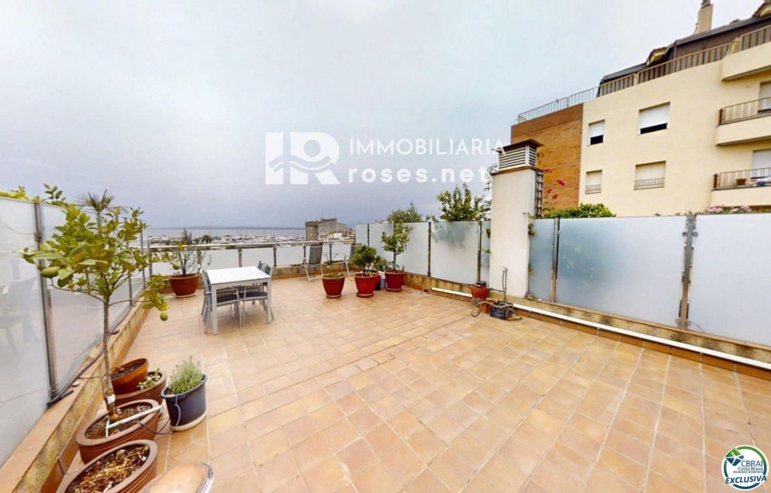 3 bedrooms Duplex in Roses, Spain No. 248035