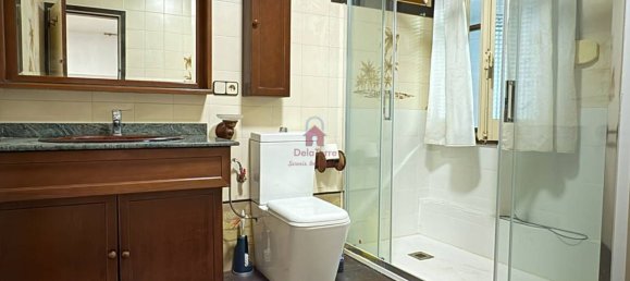 5 bedrooms House in Terrassa, Spain No. 168021 10