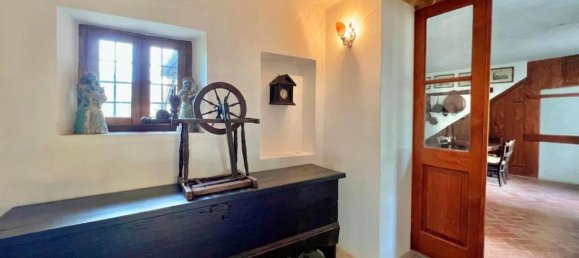 35 bedrooms House in Udine, Italy No. 333017 10