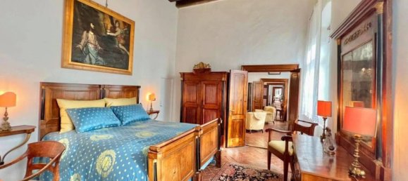 35 bedrooms House in Udine, Italy No. 333017 8