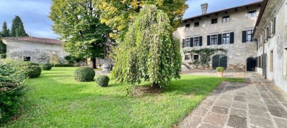 35 bedrooms House in Udine, Italy No. 333017 26