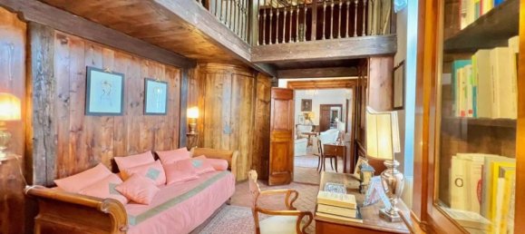 35 bedrooms House in Udine, Italy No. 333017 7