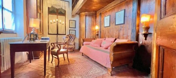 35 bedrooms House in Udine, Italy No. 333017 6