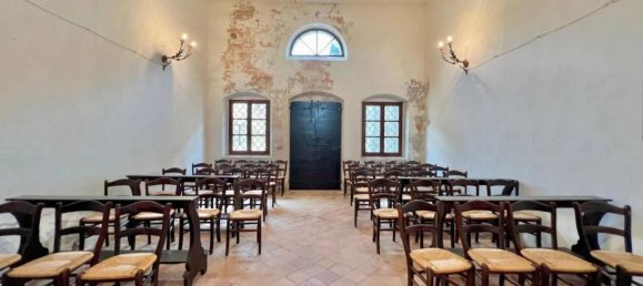 35 bedrooms House in Udine, Italy No. 333017 19