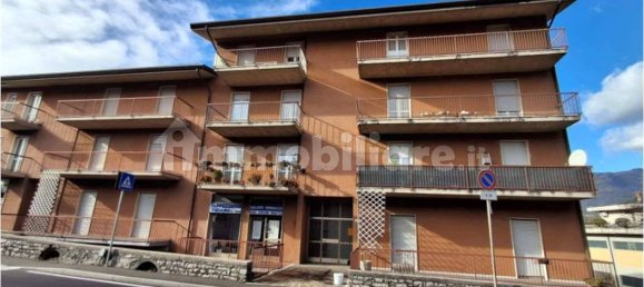 3 bedrooms Apartment in Leffe, Italy No. 287231 2
