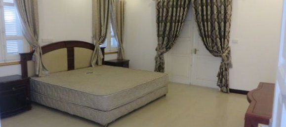 4 bedrooms Villa in Tay Ho, Vietnam No. 4495 17