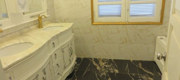 4 bedrooms Villa in Tay Ho, Vietnam No. 4495 16