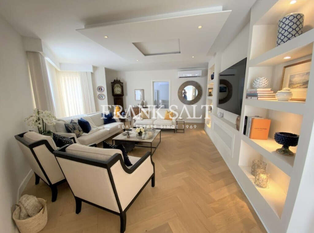 3 bedrooms Apartment in Saint Julian's, Malta No. 7355