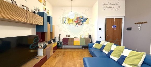 4 Schlafzimmer Wohnung in Lodi, Italy, Nr. 378492 11