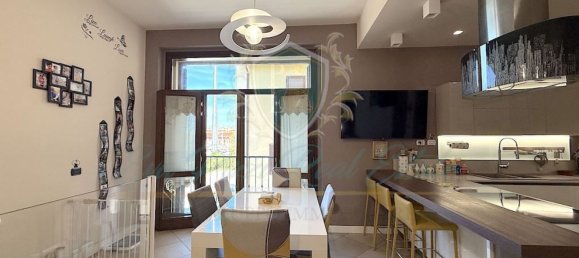 4 Schlafzimmer Wohnung in Lodi, Italy, Nr. 378492 3