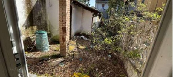 3 rooms Apartment in Venegono Superiore, Italy No. 263632 11