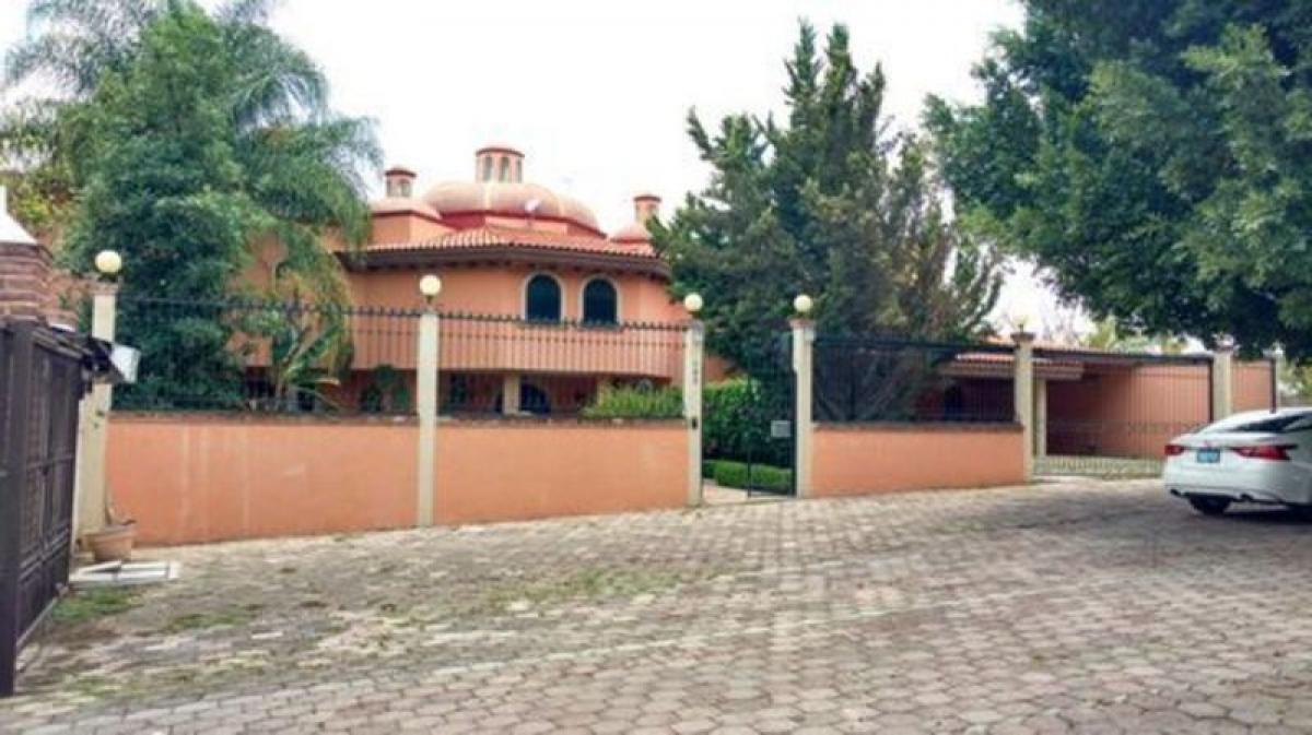4 bedrooms House in Guanajuato, Mexico No. 183991