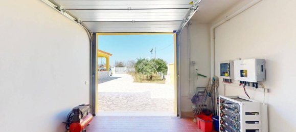 4 Schlafzimmer Villa in Brindisi, Italy, Nr. 345451 33