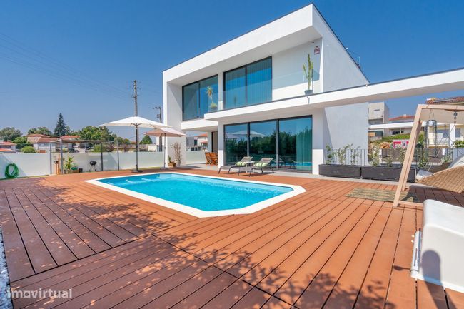 3 bedrooms House in Braga, Portugal No. 232452